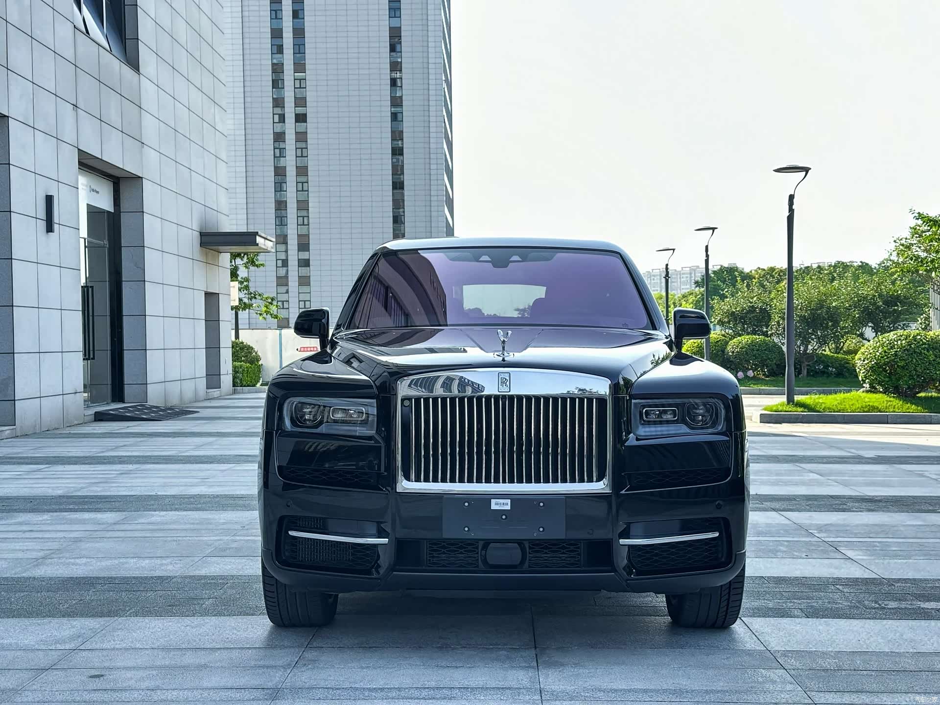 Rolls-Royce Cullinan, 2025 4