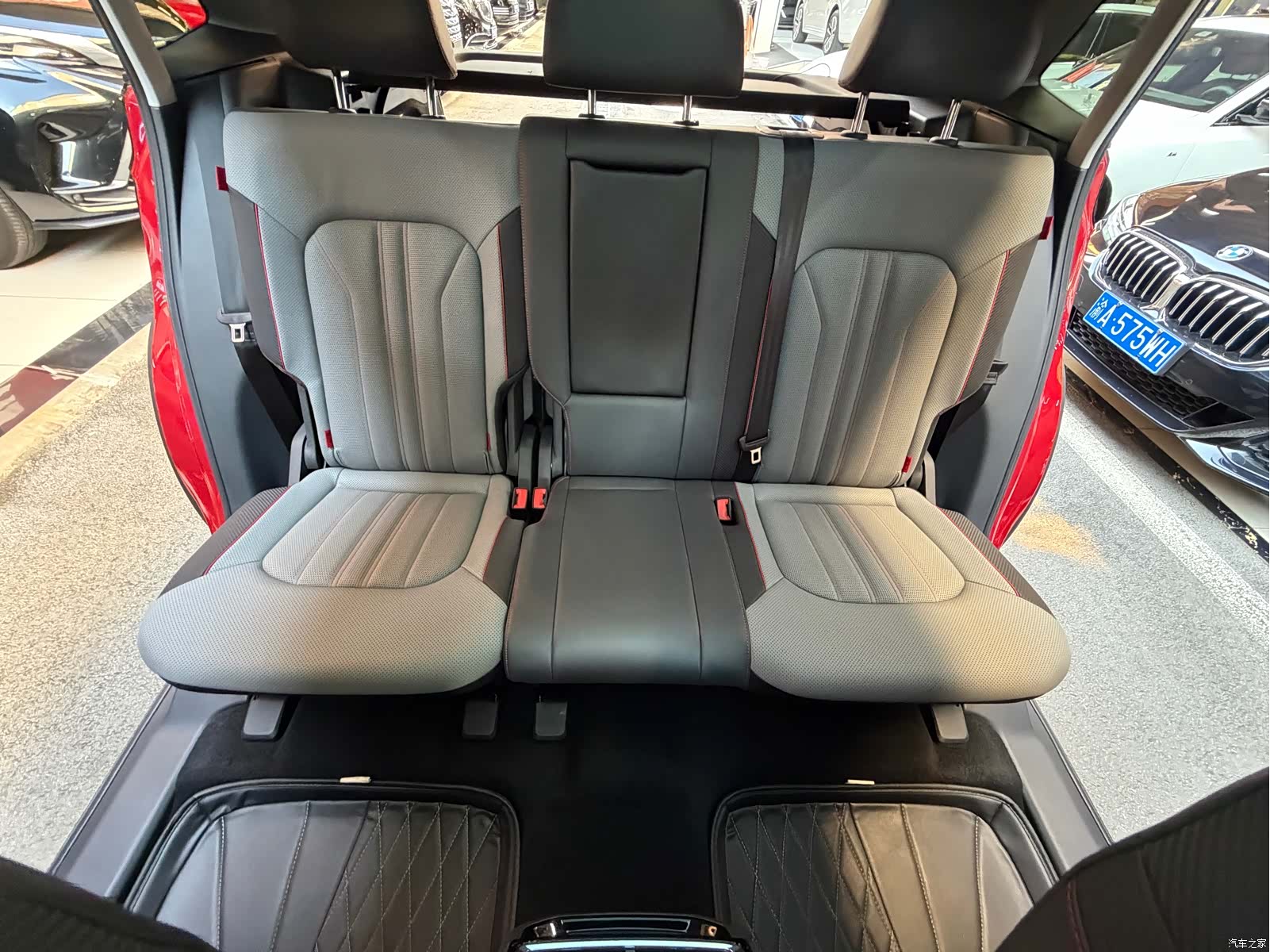Volkswagen Teramont X, 2023 22