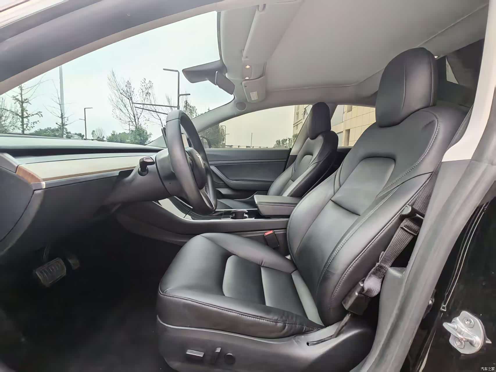 Tesla Model 3, 2020 6
