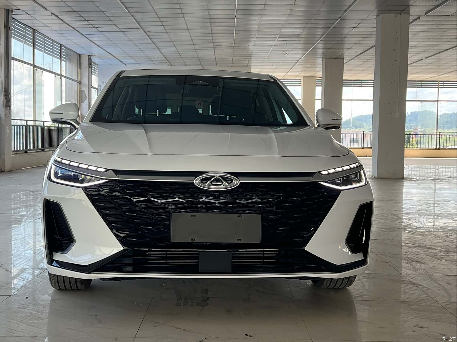 Chery Arrizo 8, 2023 2