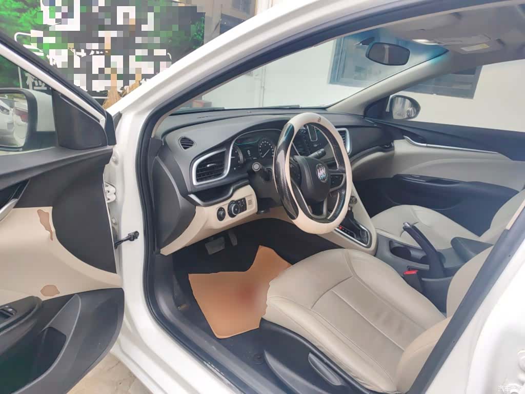 Buick V, 2018 12