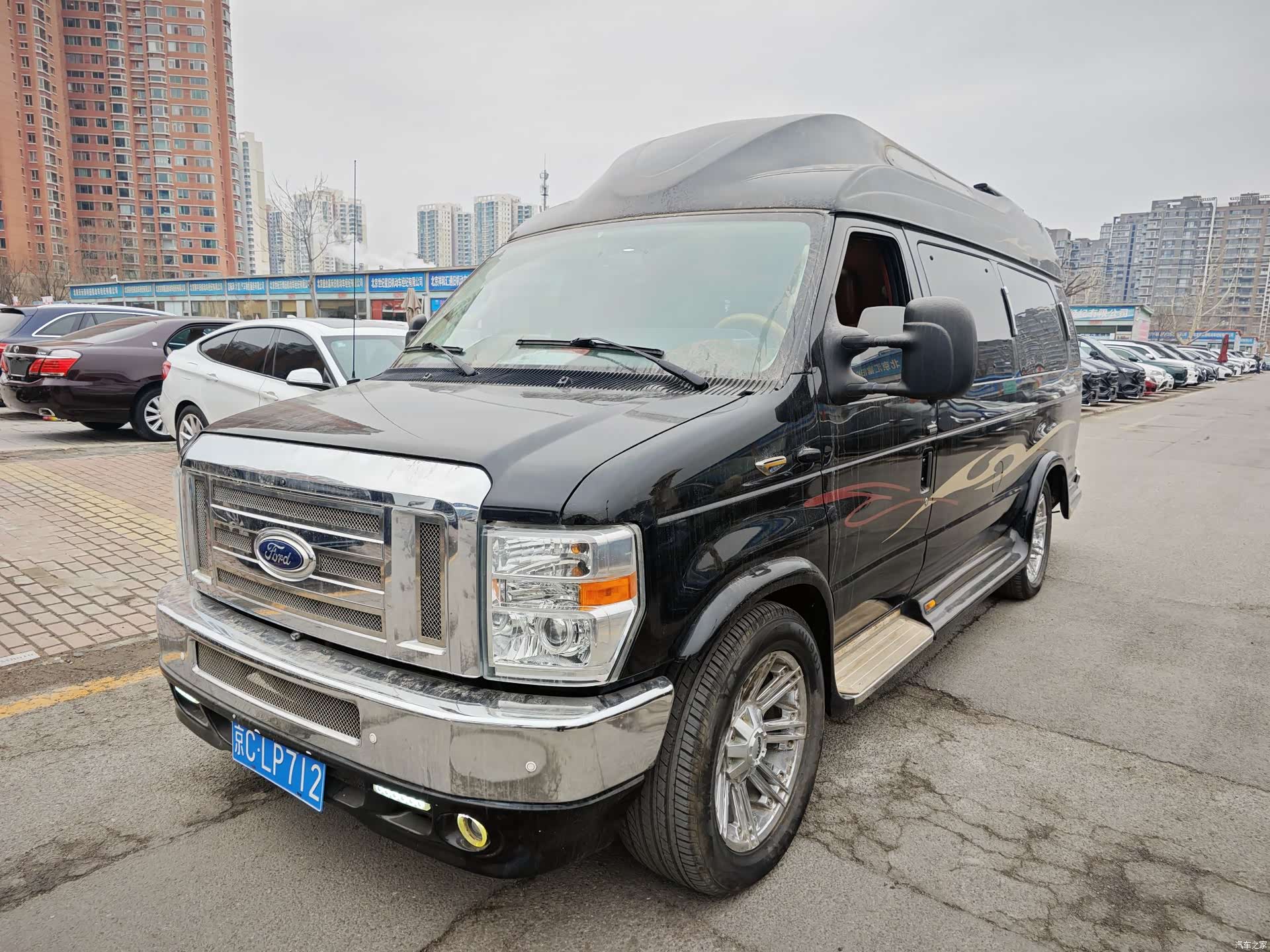 Ford E350, 2016 1