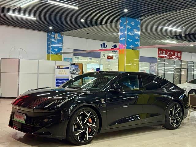 Lynk & Co Z10