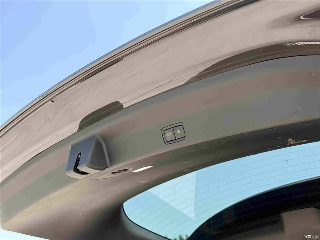 Li Auto L9, 2023 32