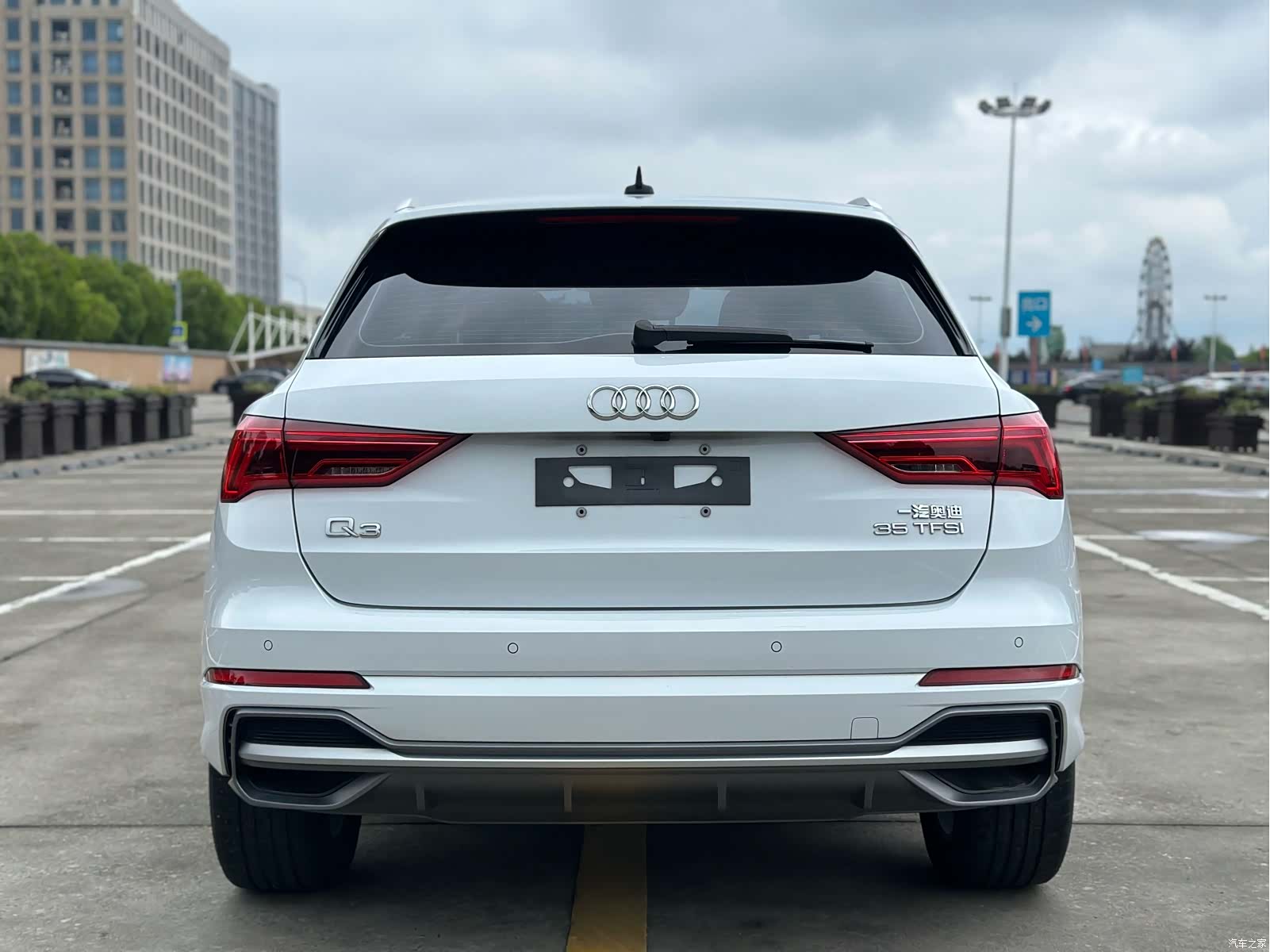 Audi Q3, 2022 все фото