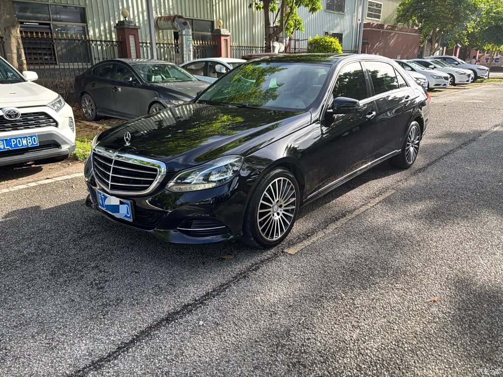 Mercedes-Benz E-Class, 2016 1