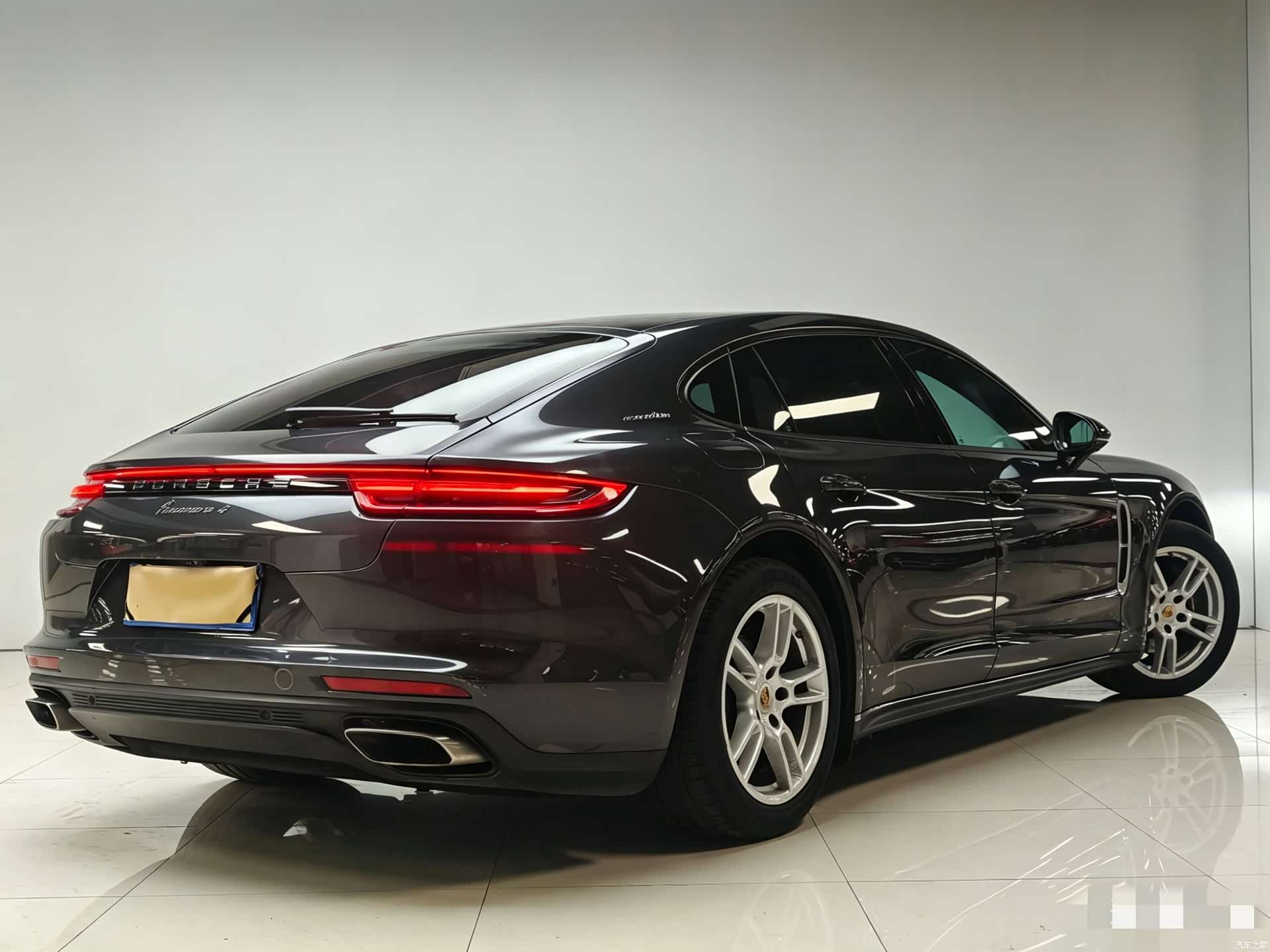 Porsche Panamera, 2018 4