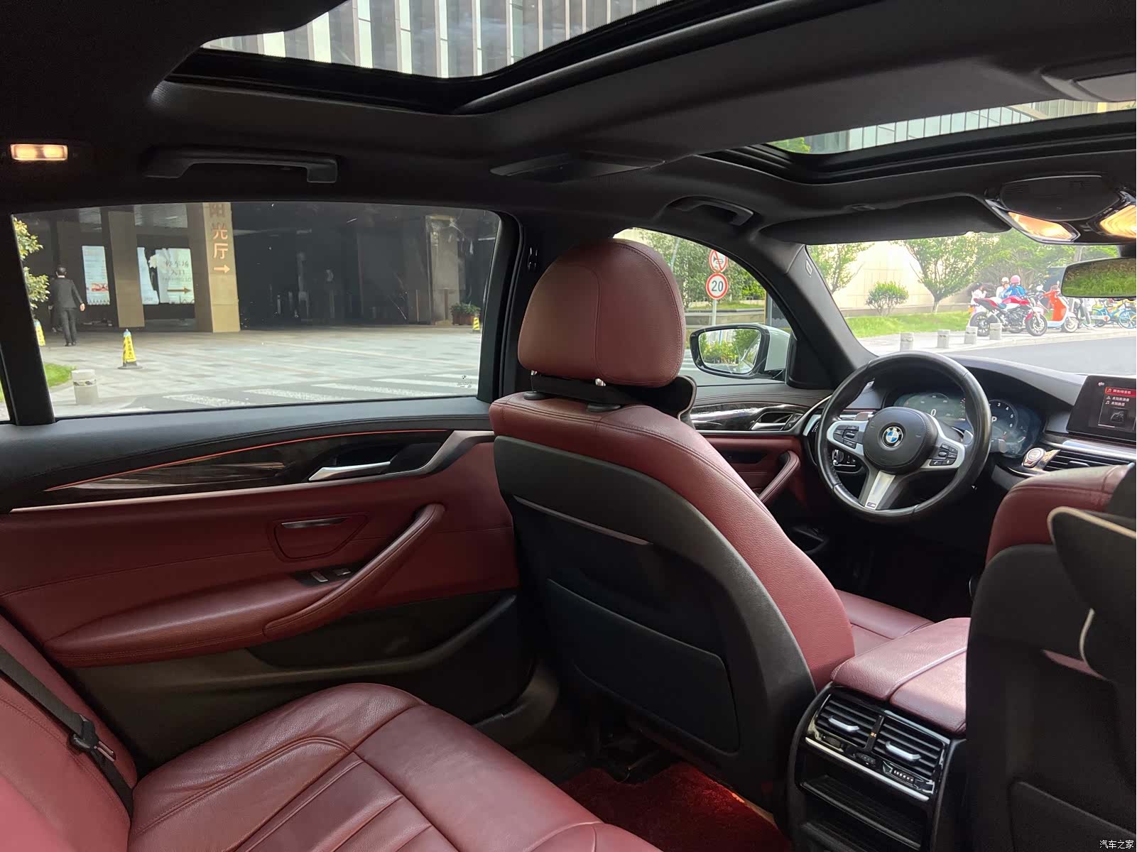 BMW 5 Series, 2018 7