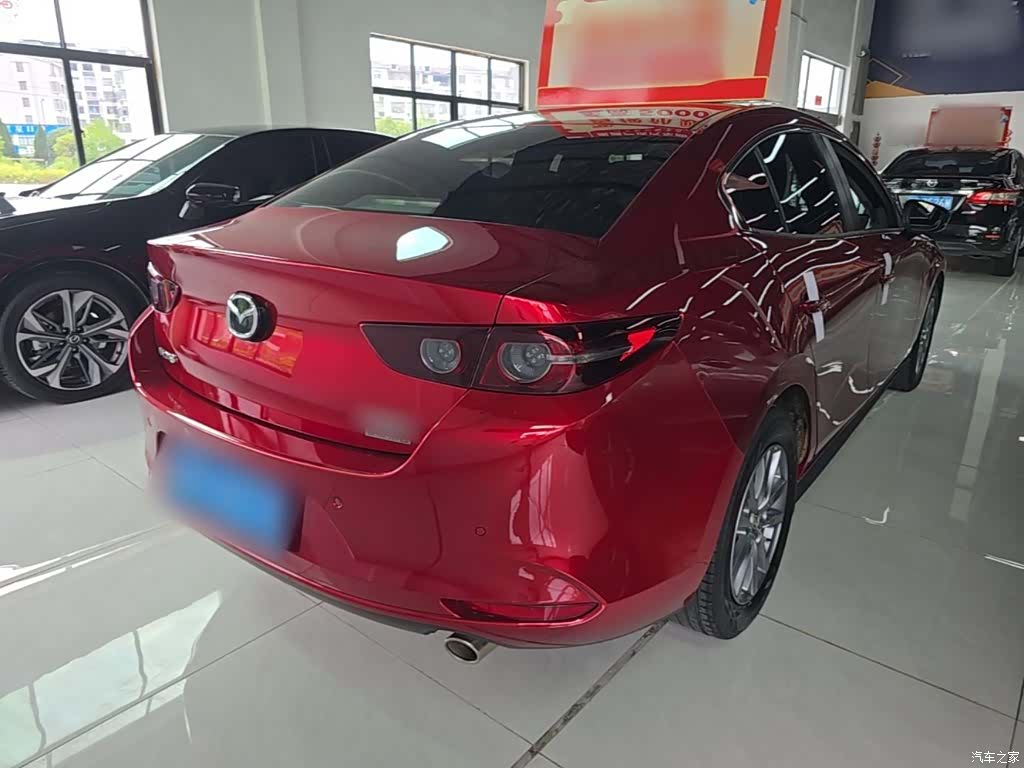 Mazda Mazda3, 2022 7