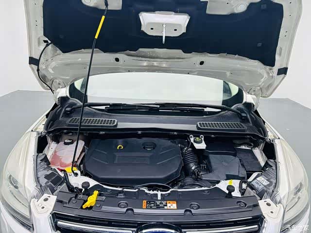 Ford Kuga, 2015 16