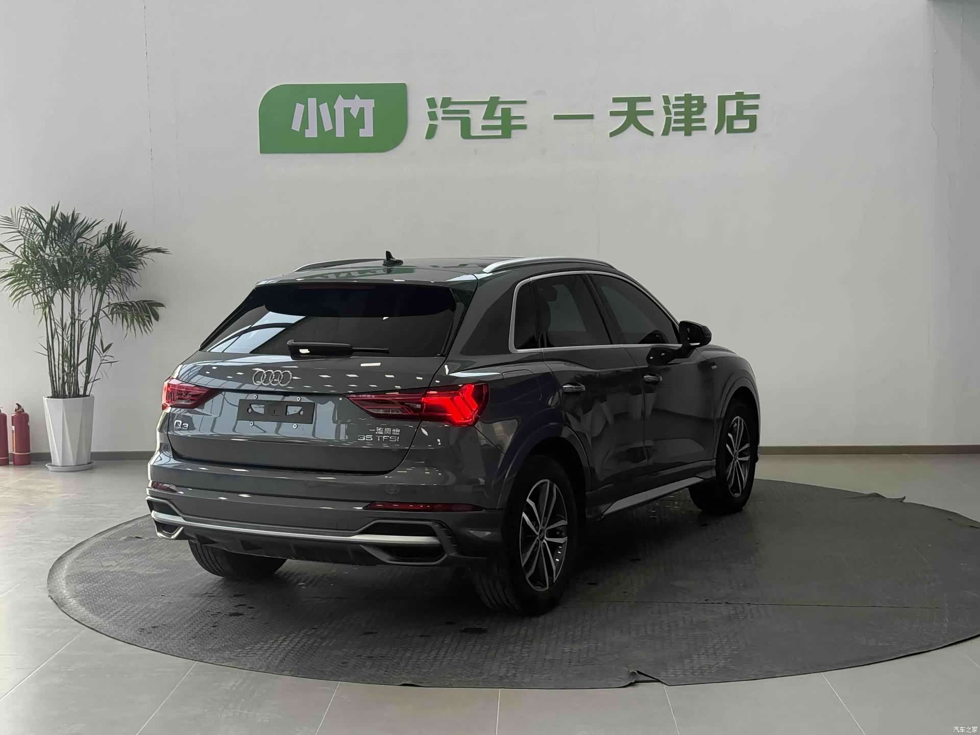 Audi Q3, 2022 8