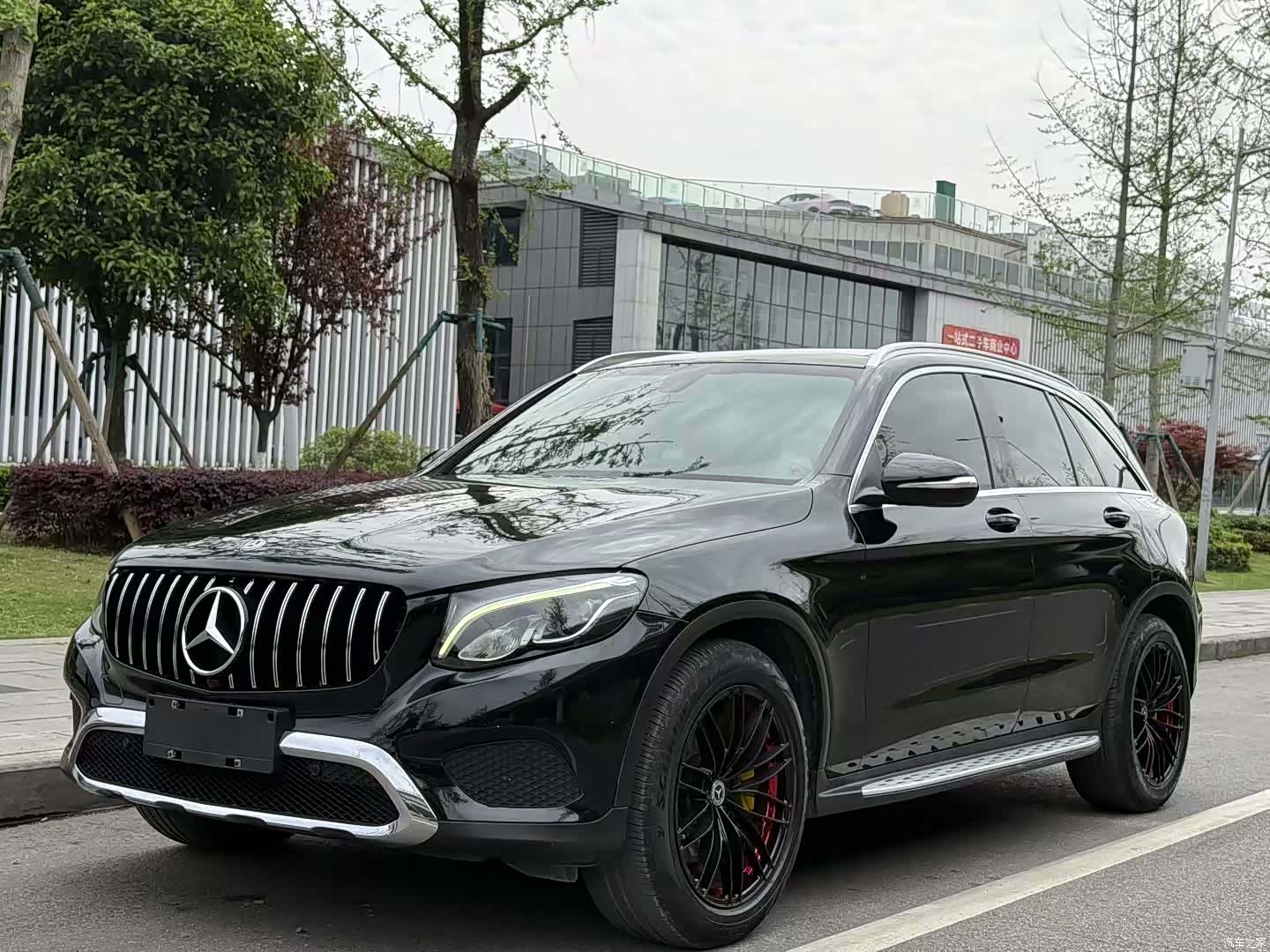 Mercedes-Benz GLC, 2016 1