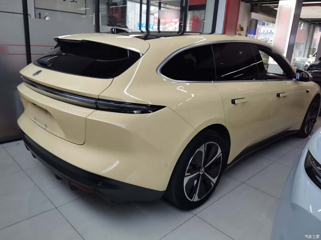 NIO ET5, 2024 7