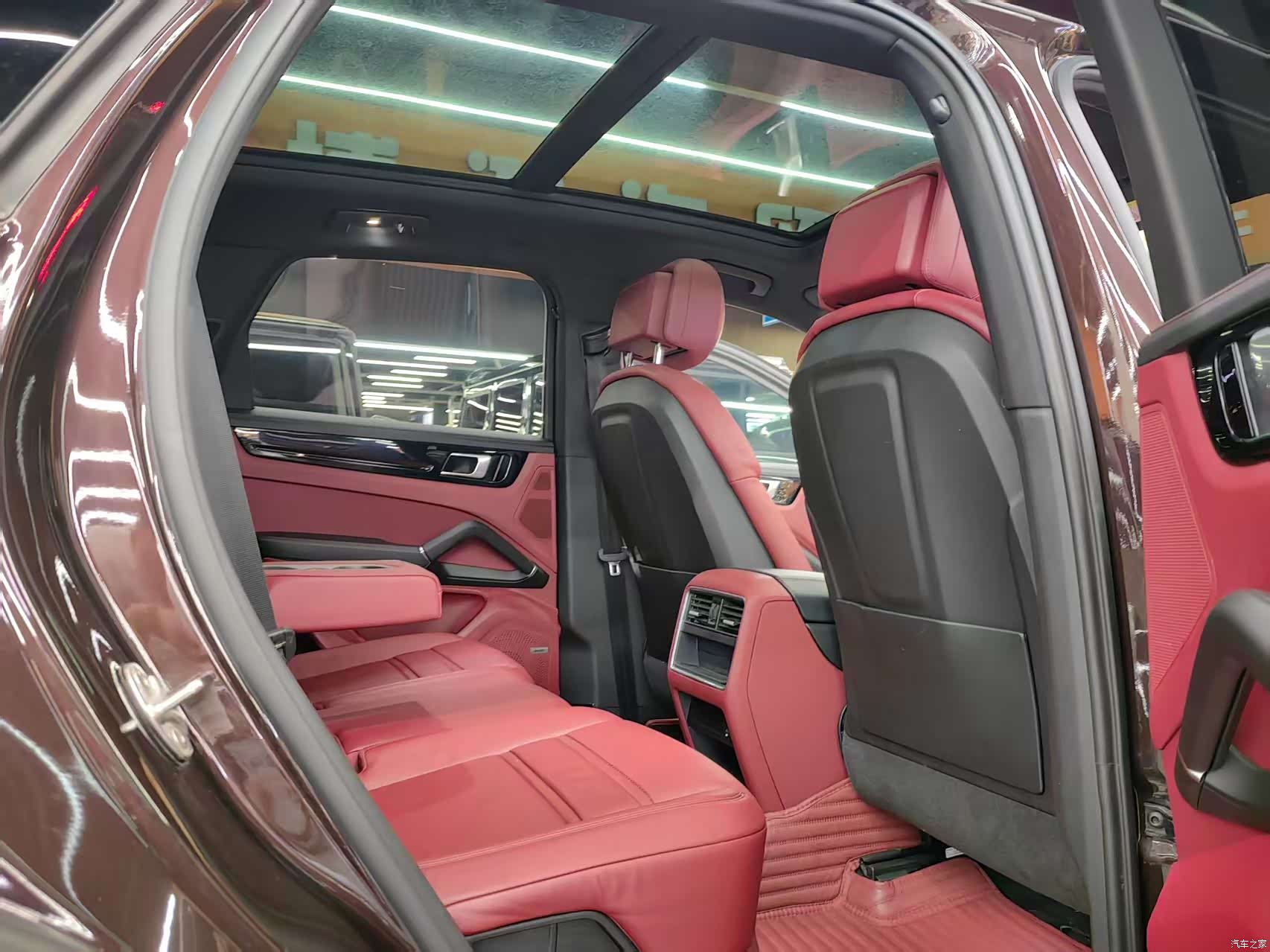Porsche Cayenne, 2019 13