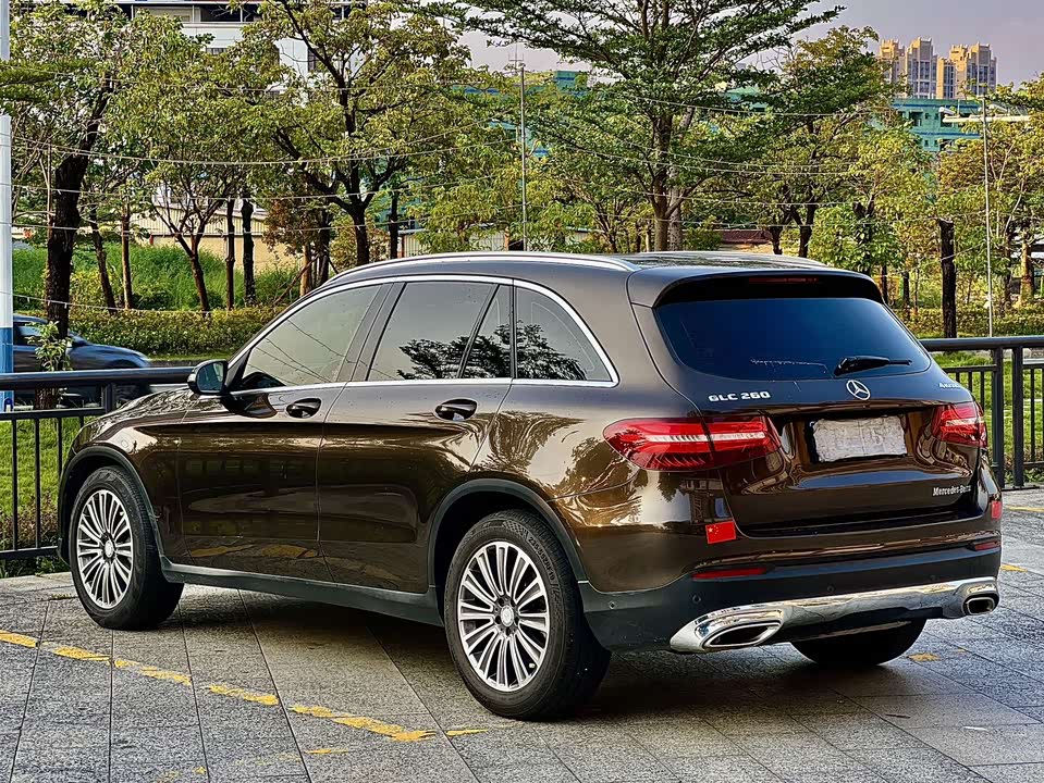 Mercedes-Benz GLC Mercedes-Benz GLC