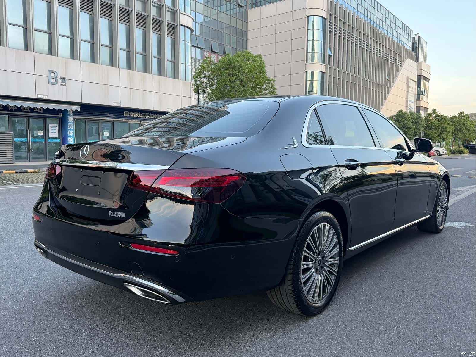 Mercedes-Benz E-Class, 2023 18