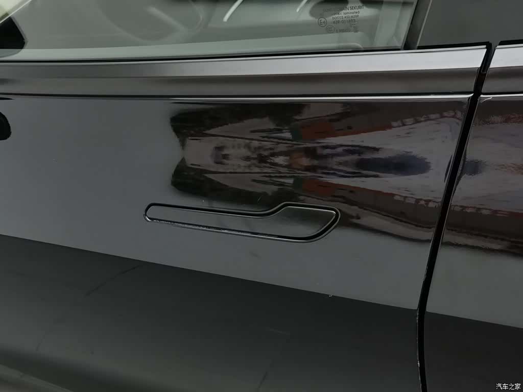 Tesla Model 3, 2022 18