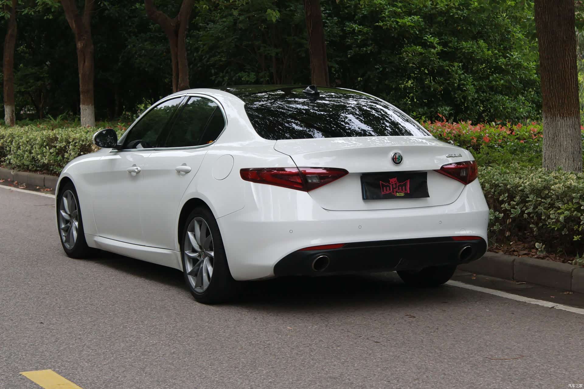 Alfa Romeo Giulia, 2017 3