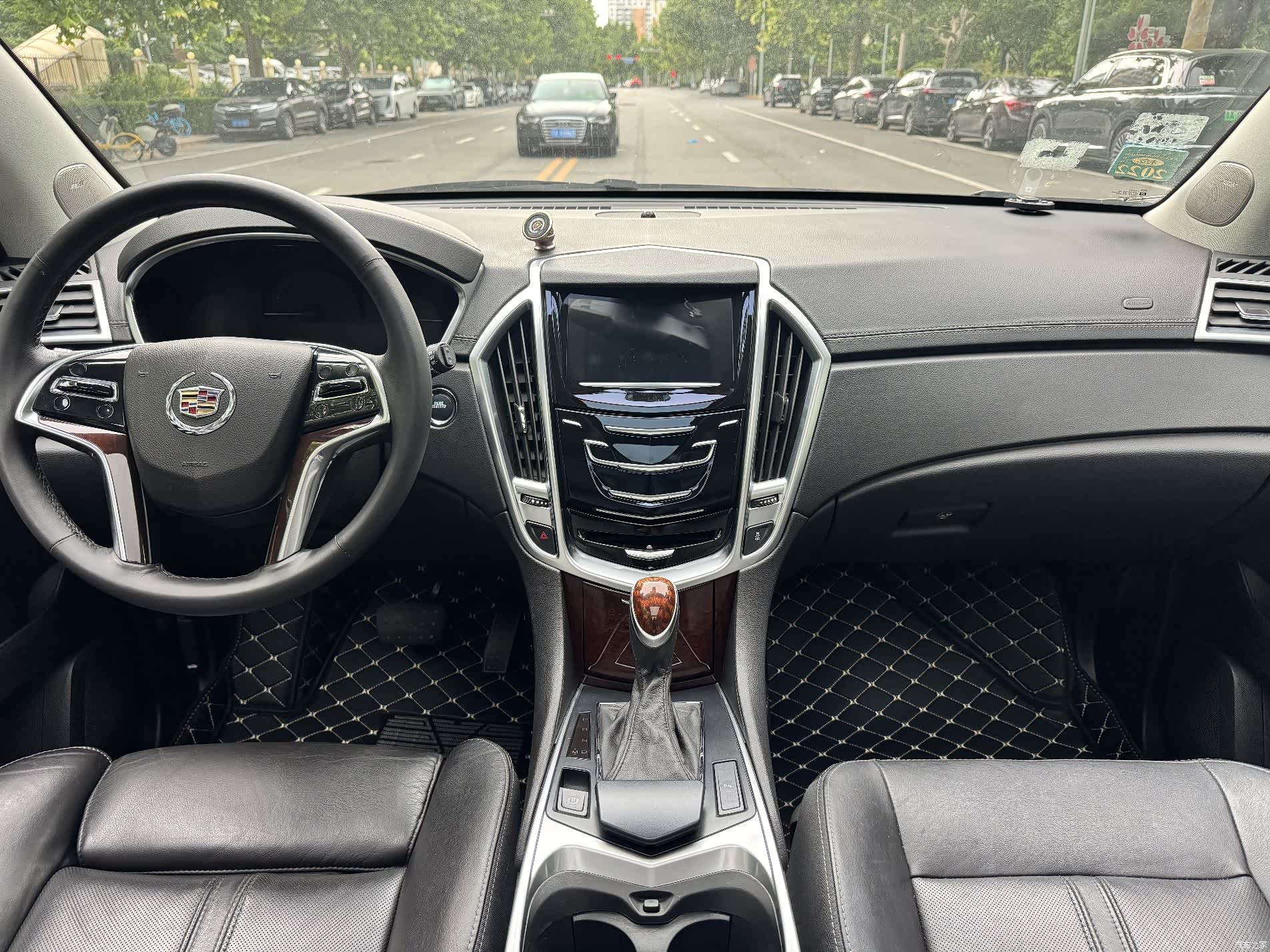 Cadillac SRX, 2016 17