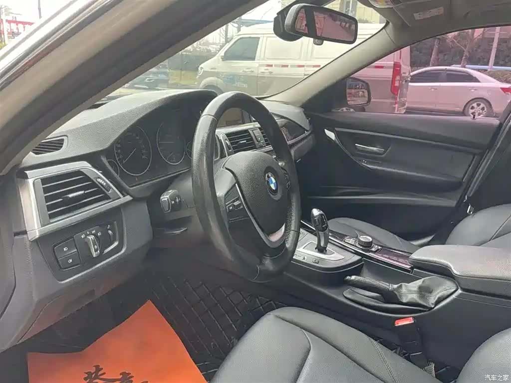 BMW 3 Series, 2017 все фото