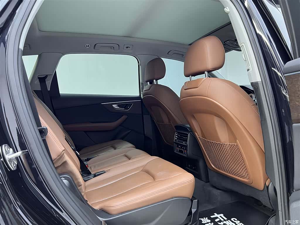 Audi Q7, 2021 24