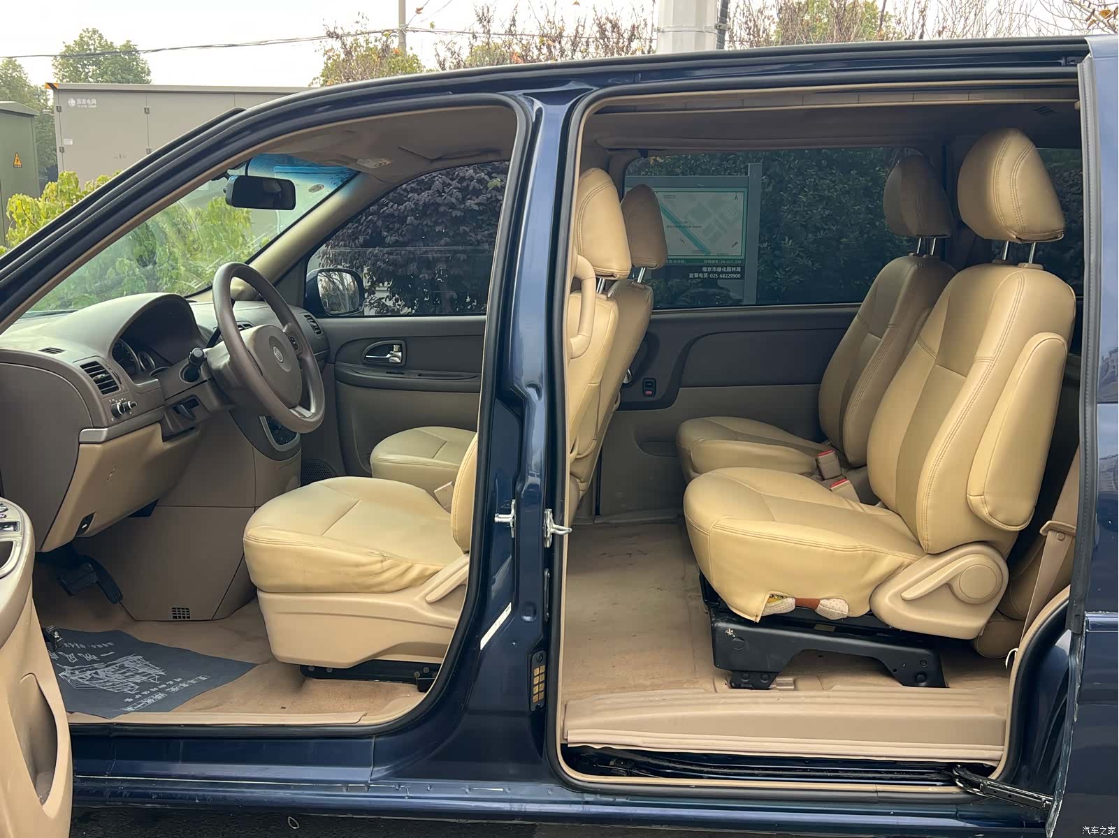 Buick GL8, 2014 10