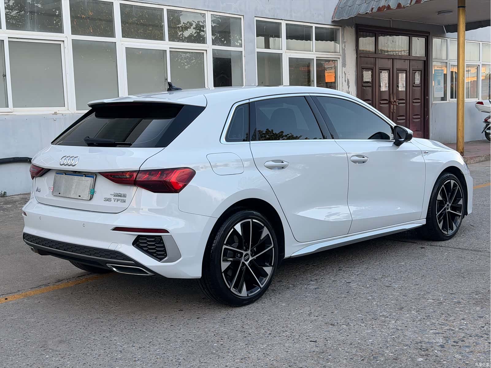 Audi A3, 2023 все фото