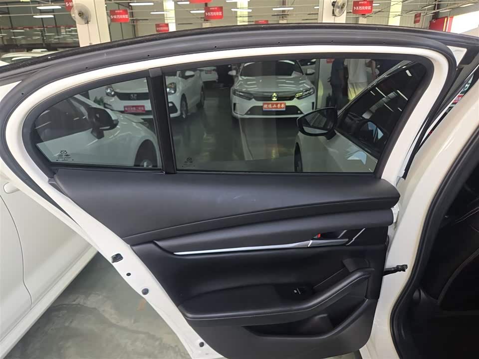 Mazda 3 Angkesaila Mazda 3 Angkesaila