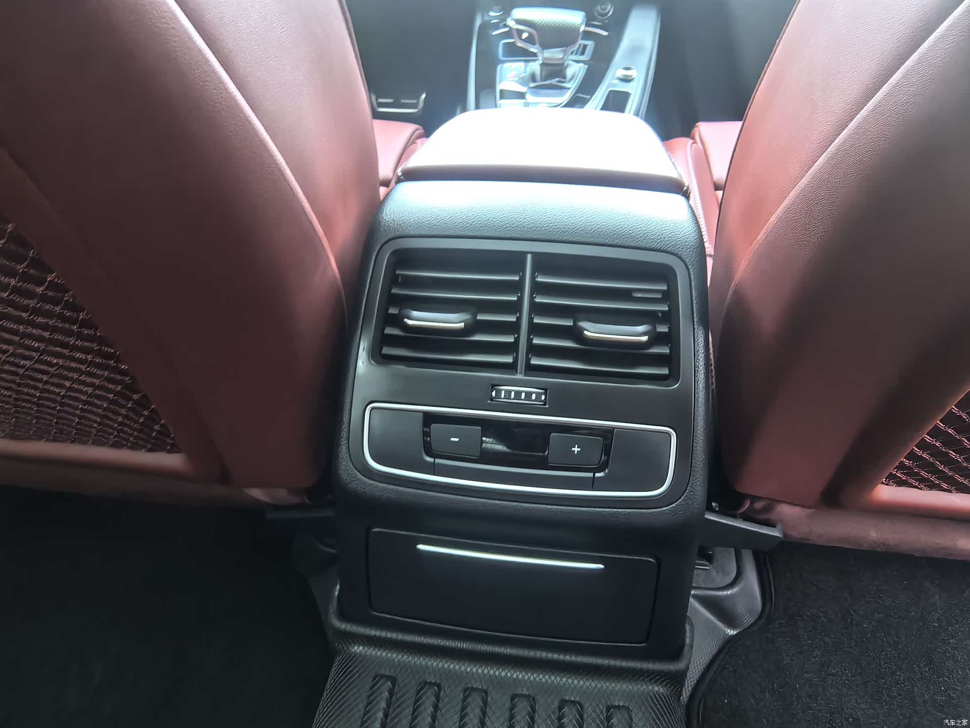 Audi A4L, 2024 12