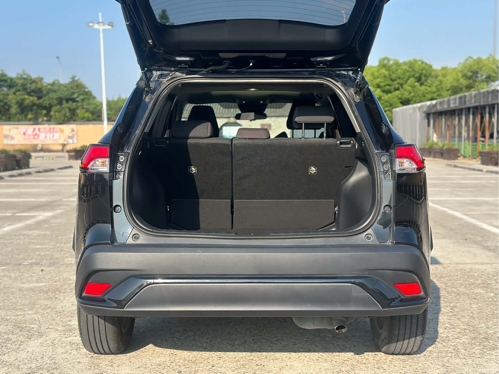 Toyota Frontlander, 2023 17