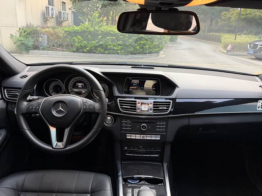 Mercedes-Benz E-Class 2016, фото 9
