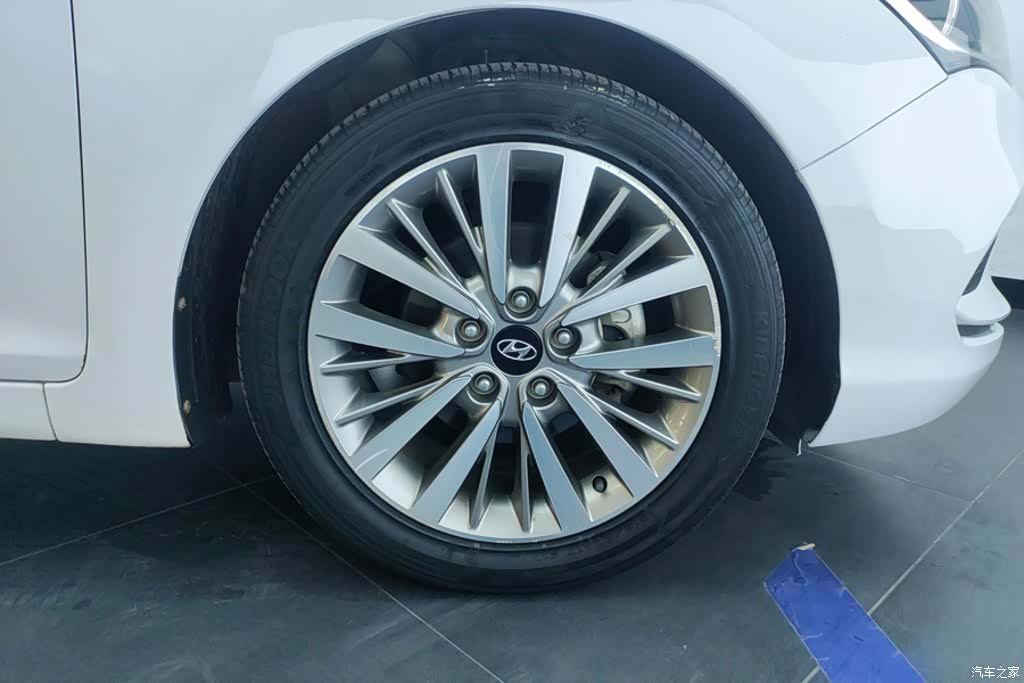 Hyundai GLS, 2019 6