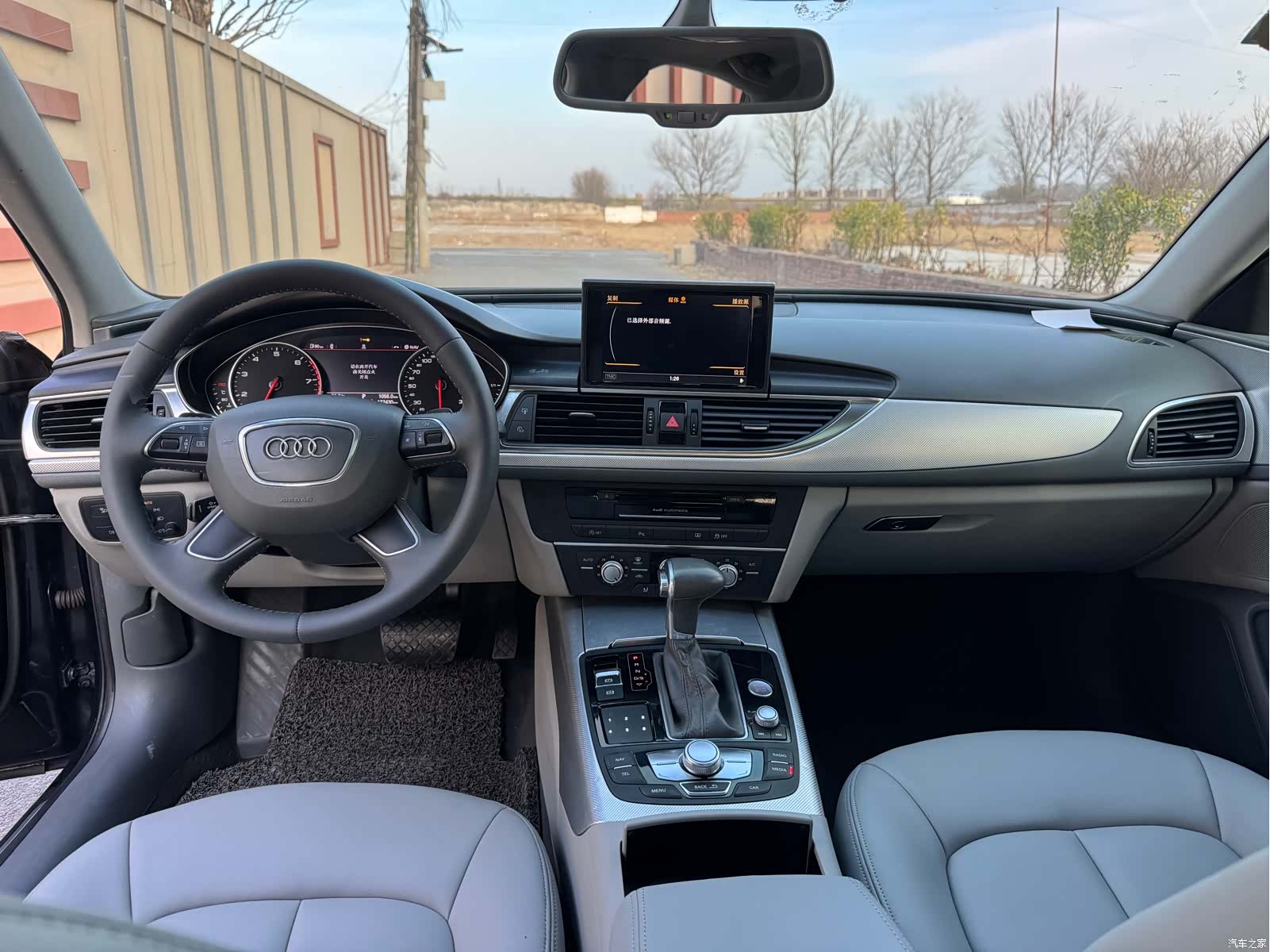 Audi A6L, 2014 9