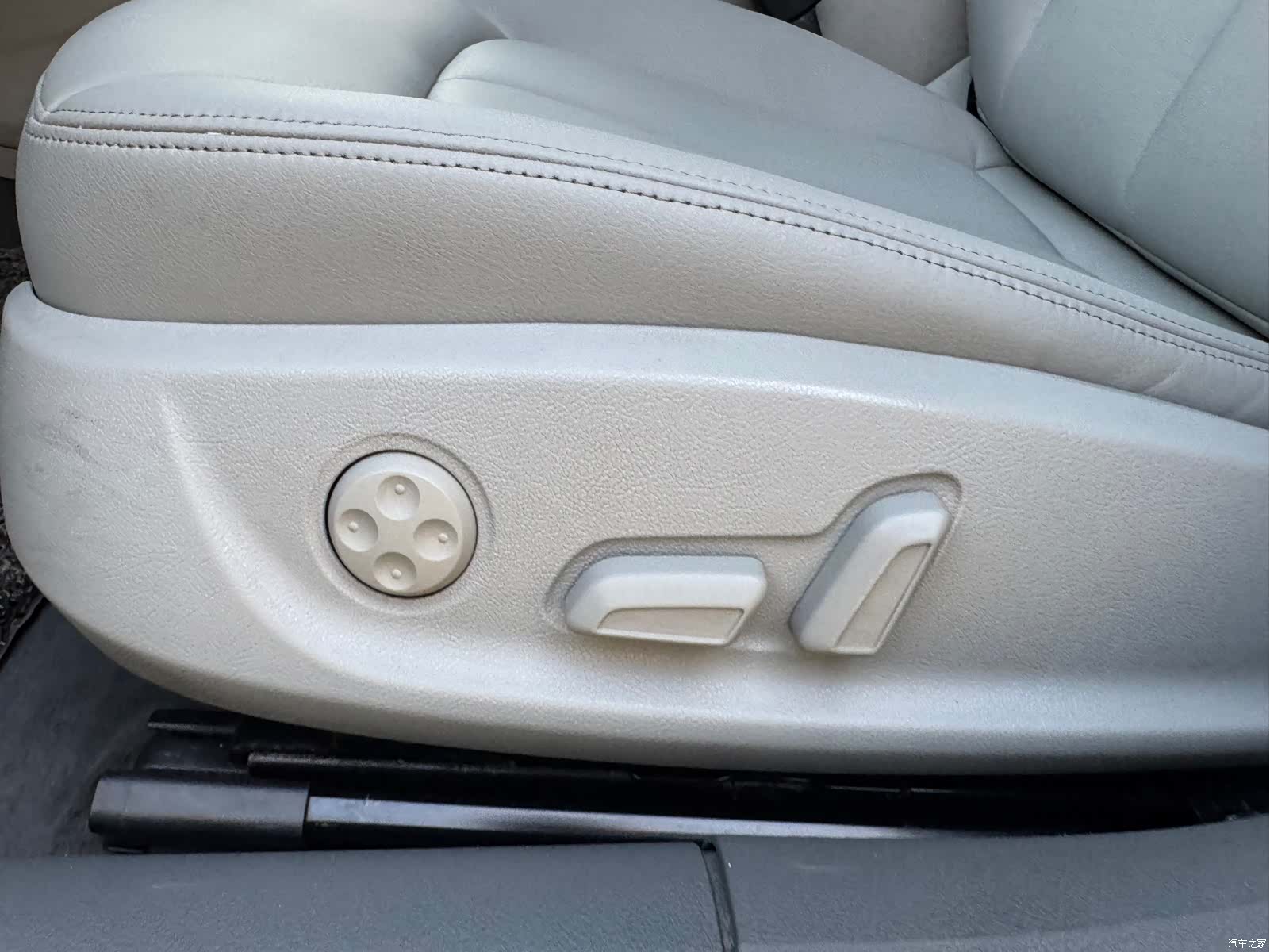 Audi A6L, 2014 15