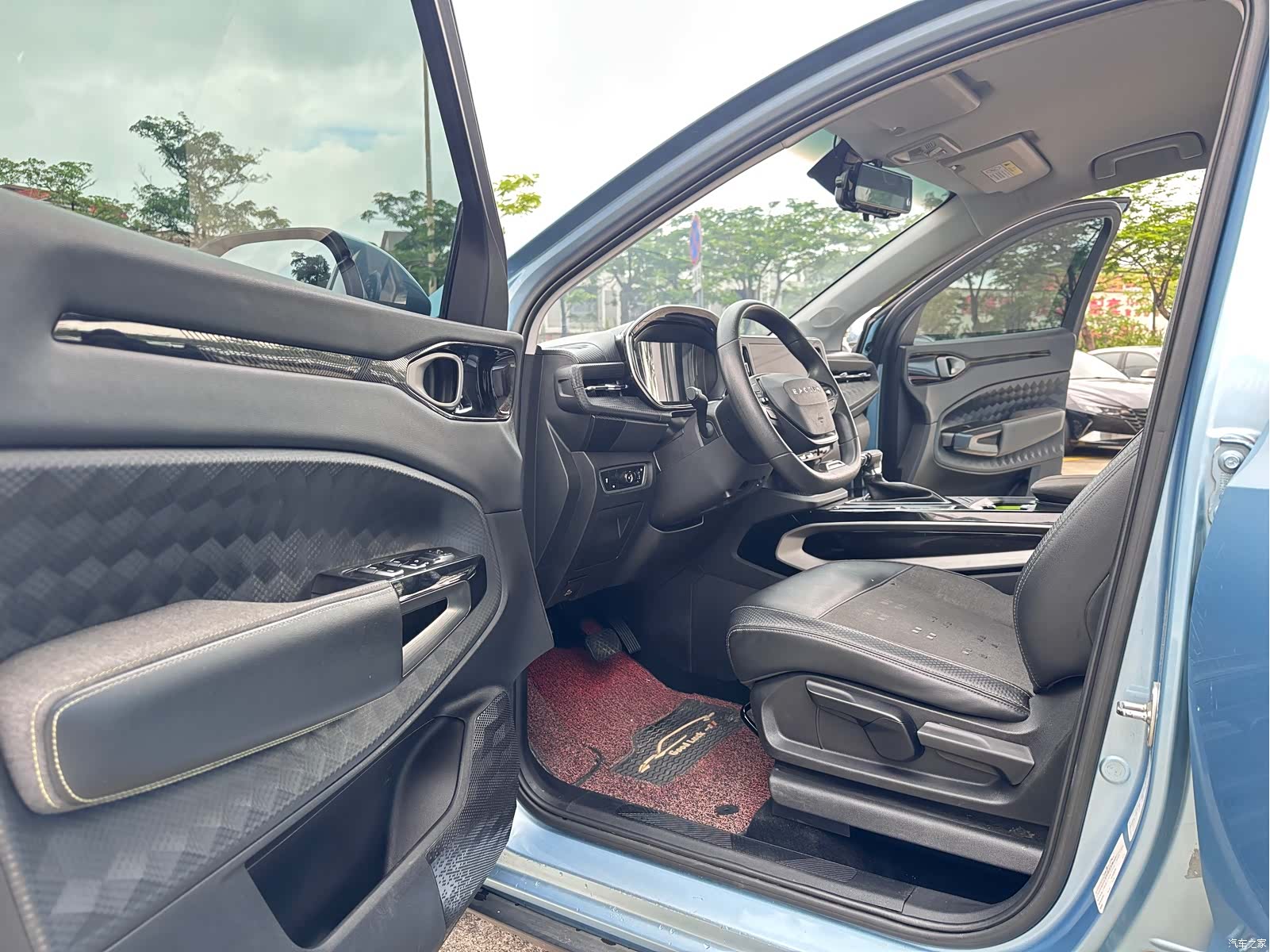 Wuling RM-5, 2020 11