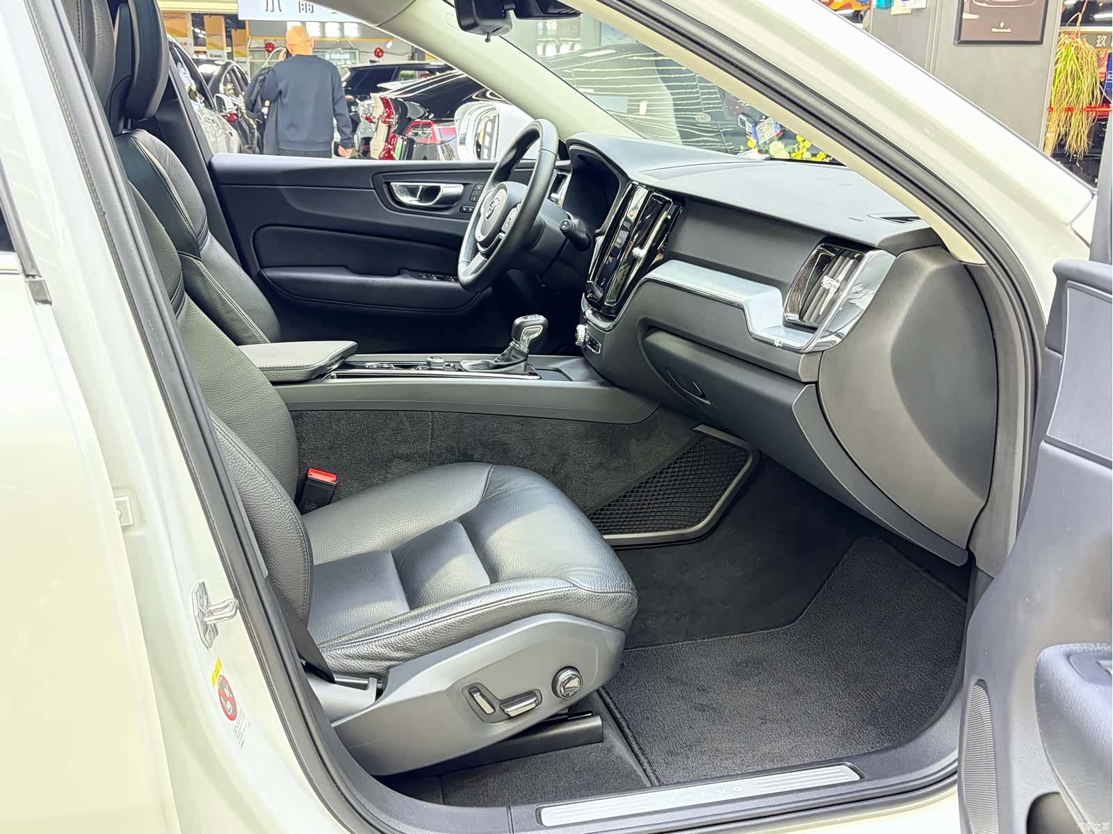 Volvo XC60, 2018 7