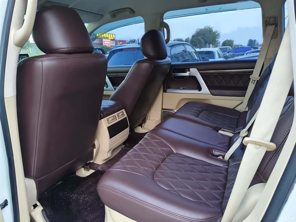 Toyota Land Cruiser, 2016 17