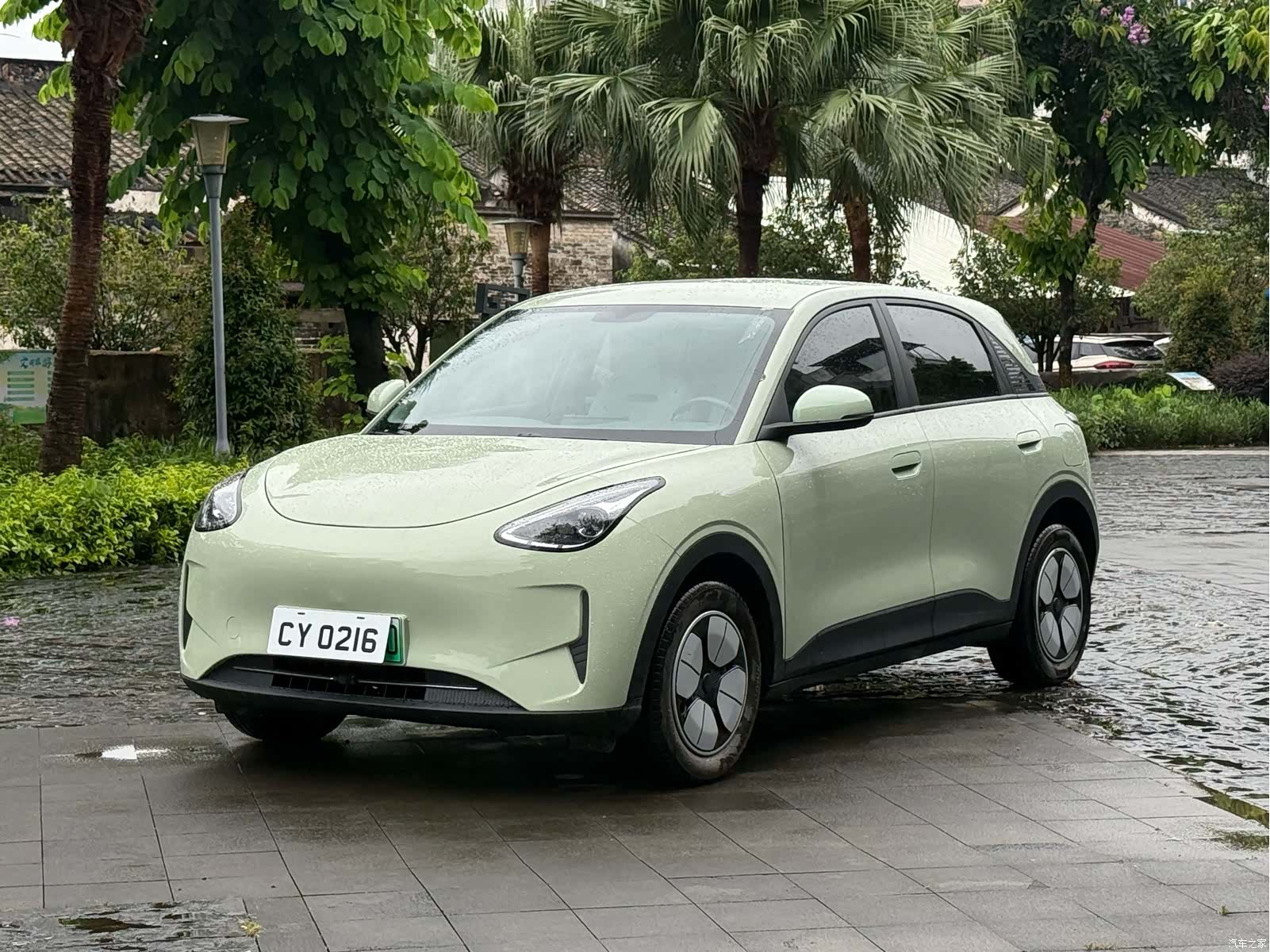 Geely Xingyuan, 2025 1