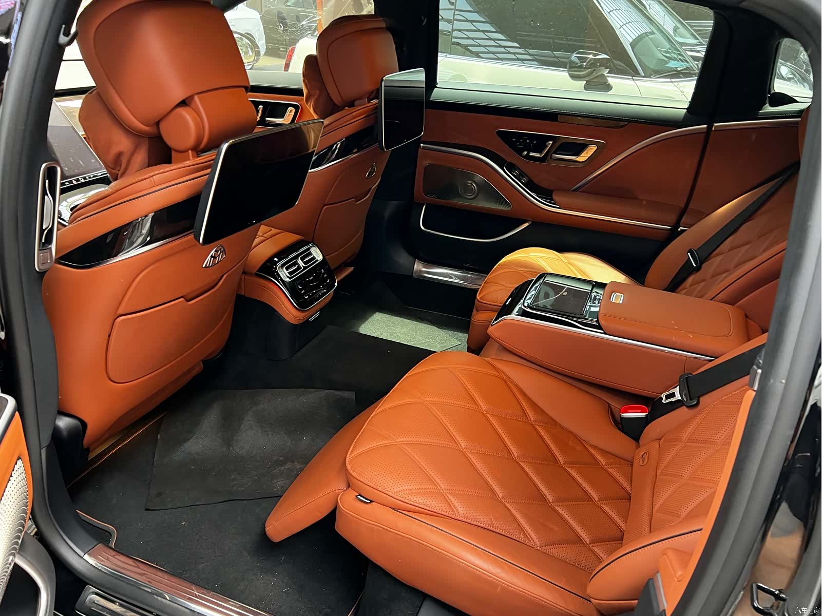 Maybach S-Class, 2024 15
