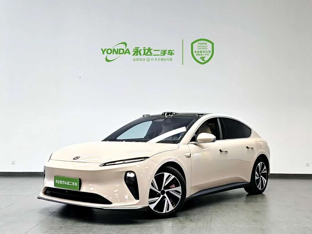 NIO ET5