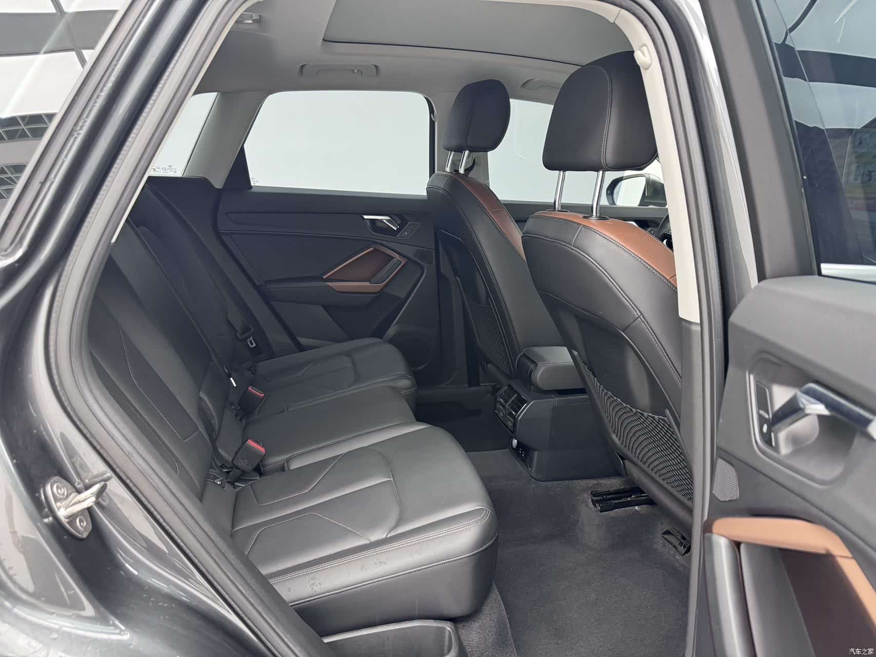 Audi Q3, 2022 16