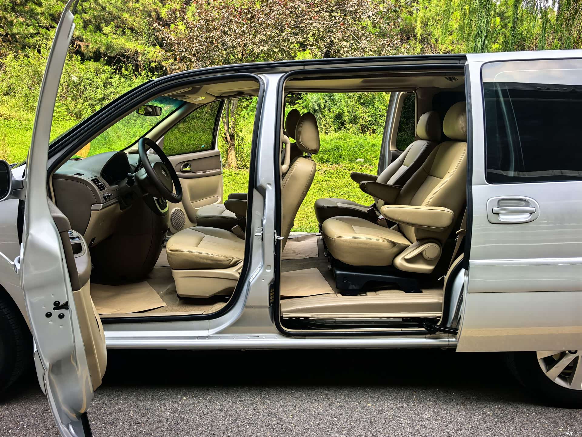 Buick GL8, 2017 9