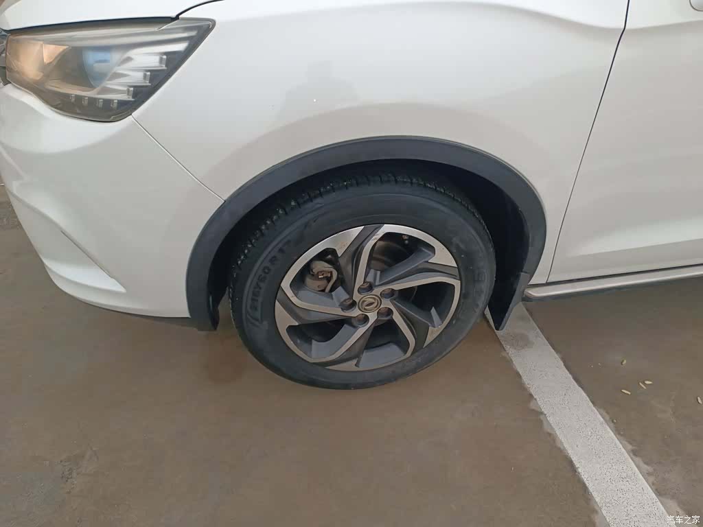 DongFeng AX5, 2017 25