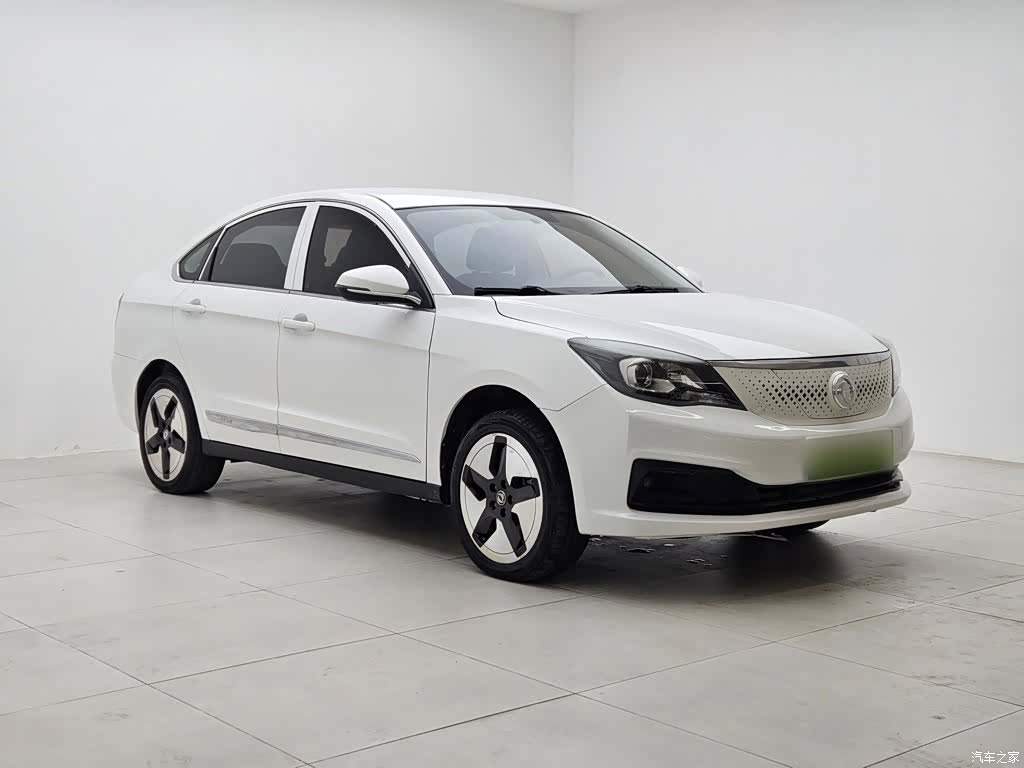 DongFeng E70, 2023 23