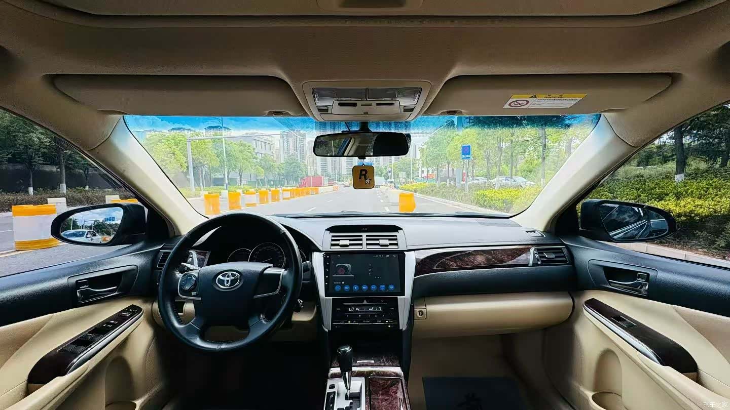 Toyota Camry, 2016 все фото