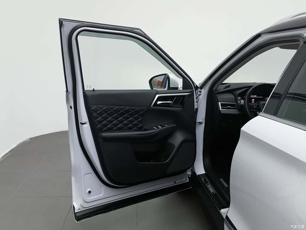 Mitsubishi Outlander, 2023 8