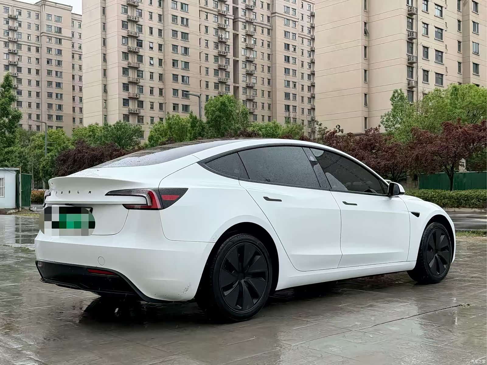 Tesla Model 3, 2026 8