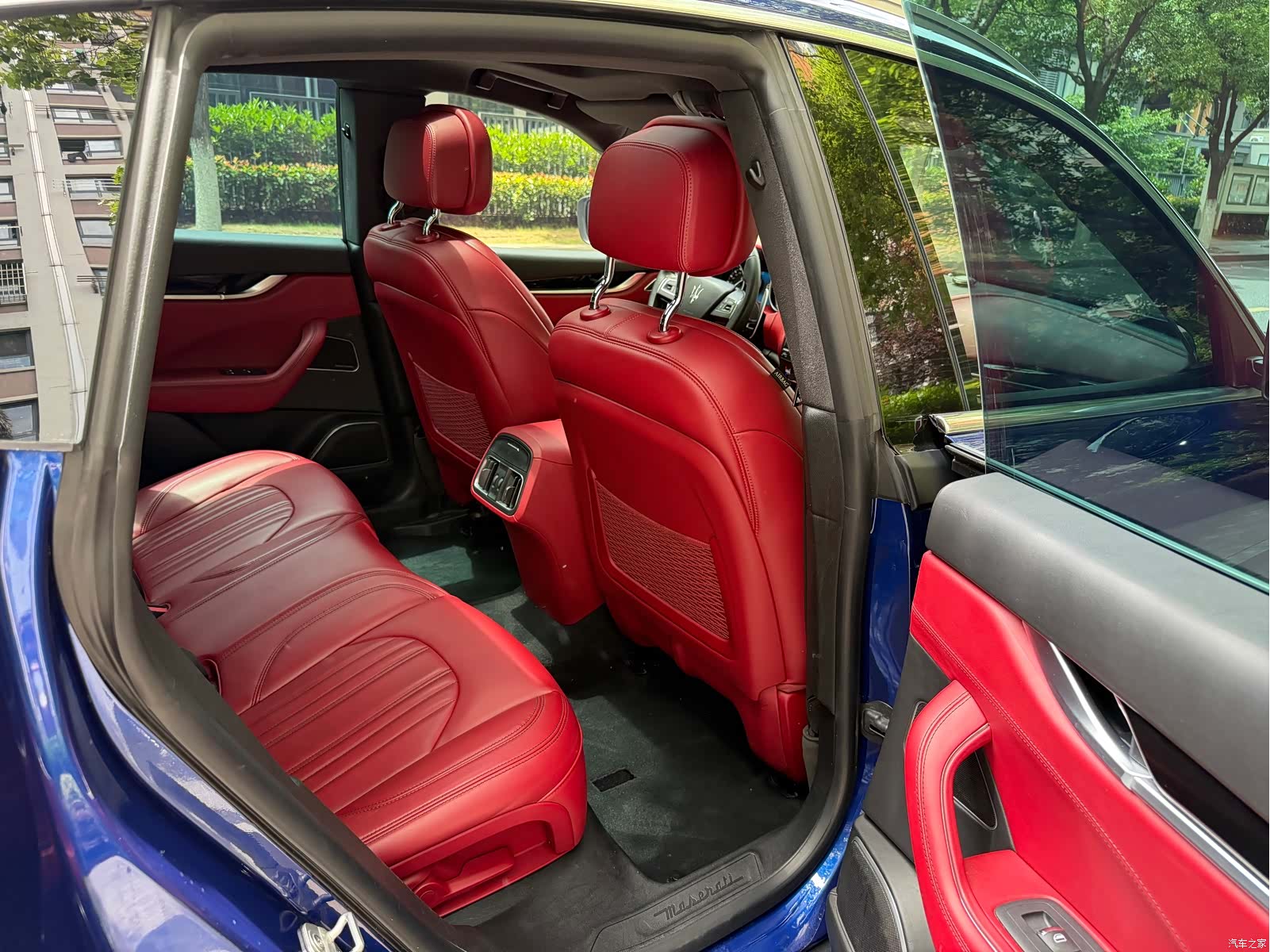 Maserati Levante, 2018 16
