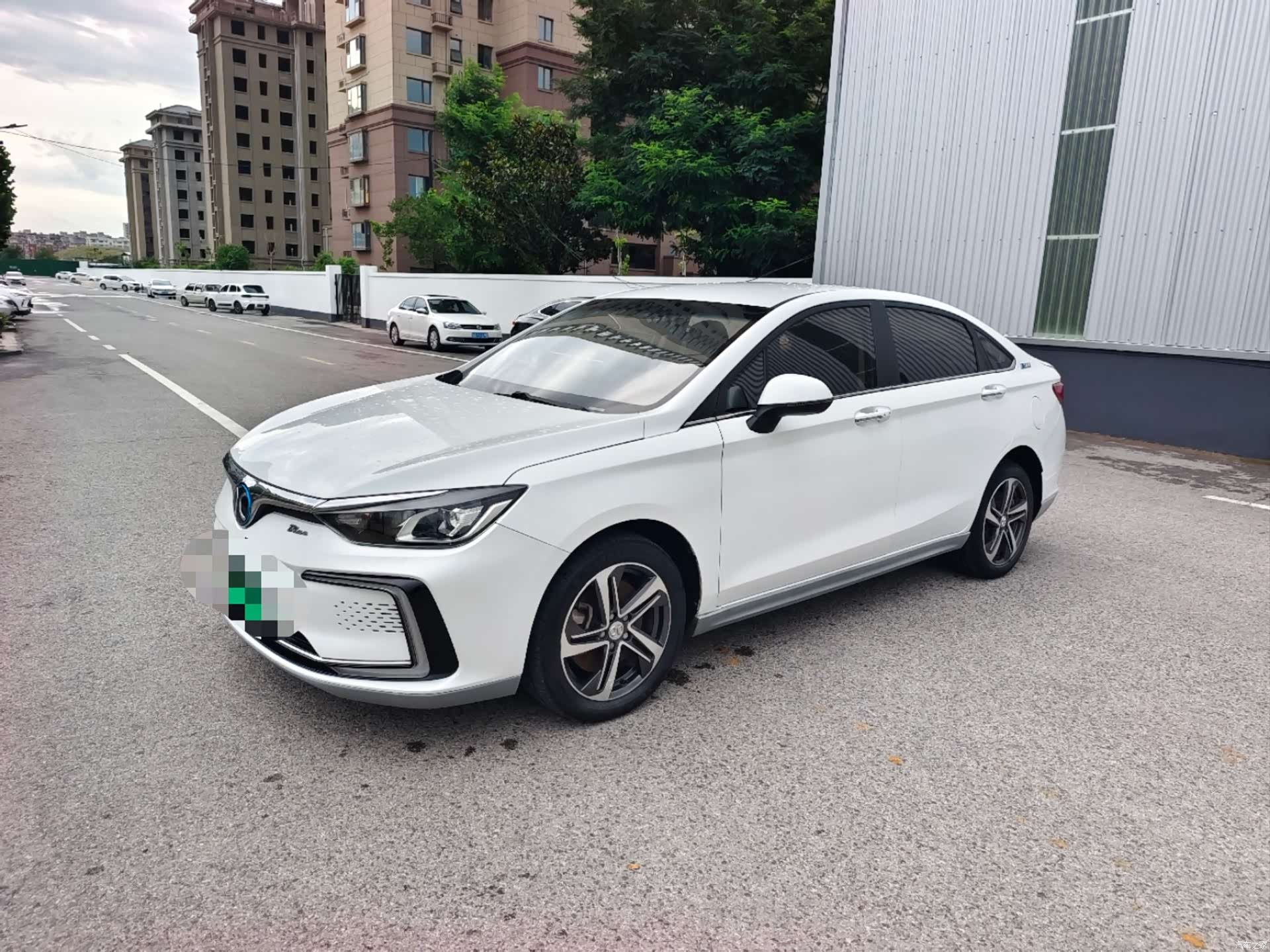 BAIC EU5