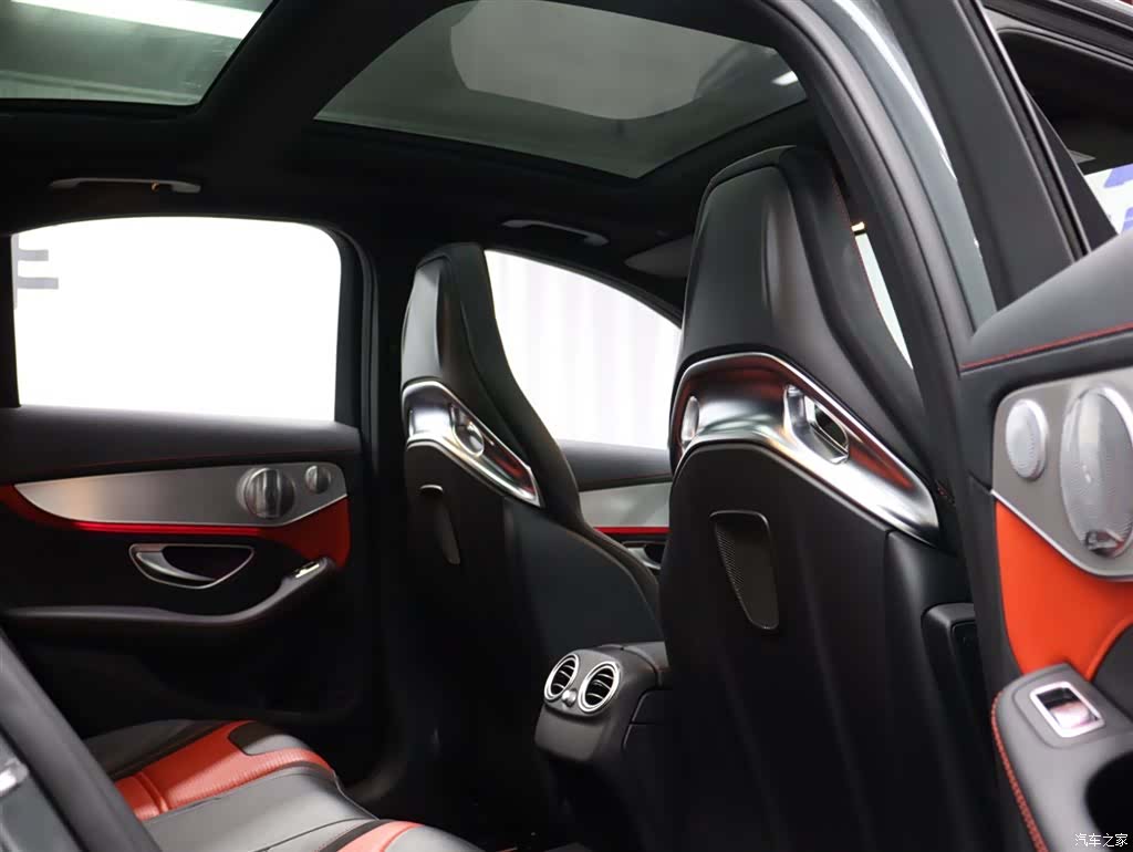 Mercedes-Benz C-Class, 2019 24